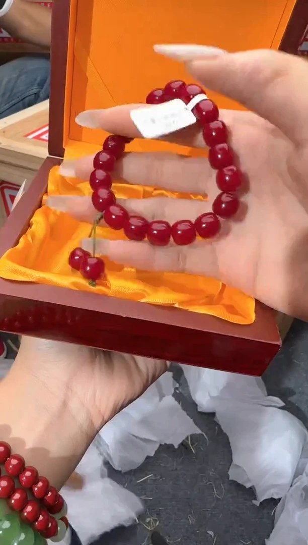 精美手串（无礼盒）