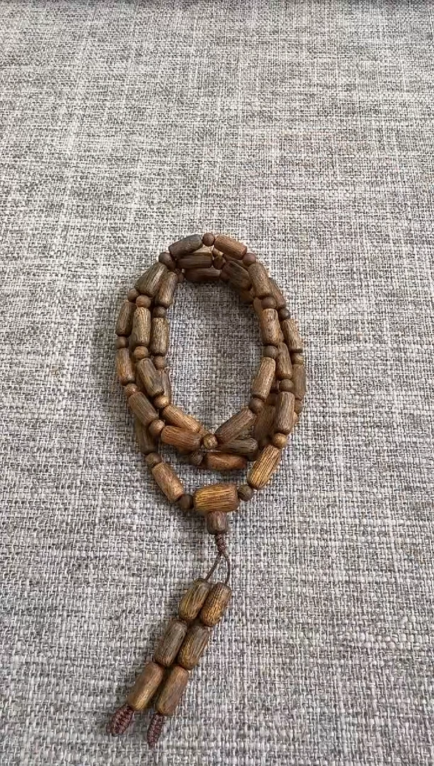 沉香手串随性隔珠多圈
