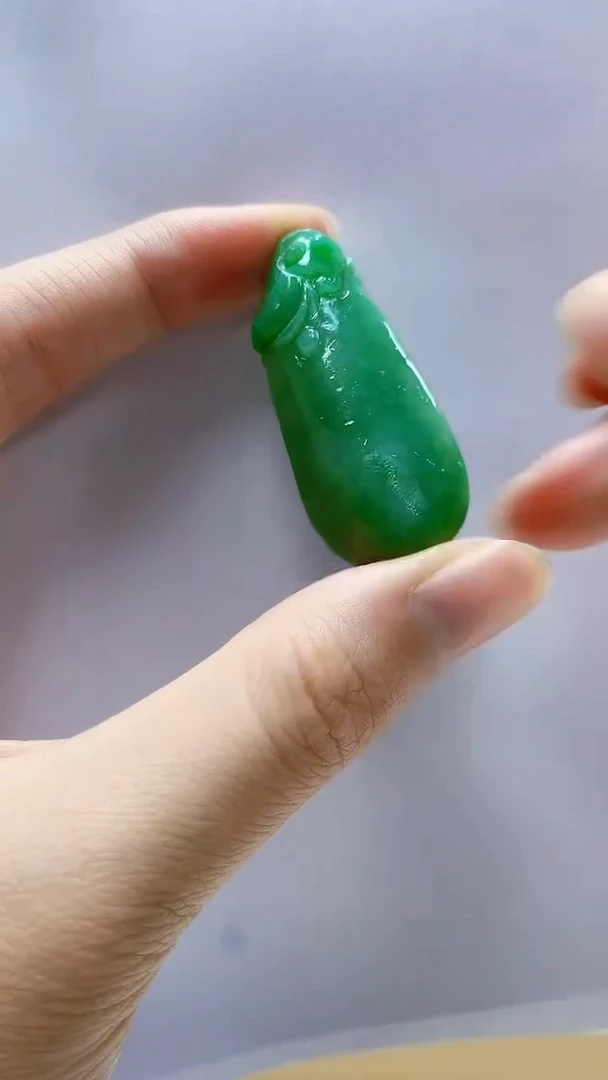 未镶嵌定制翡翠4688zm-毛货挂件瓜51