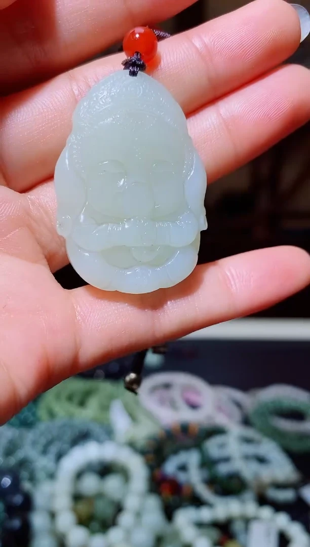 和田玉未镶嵌颈饰1