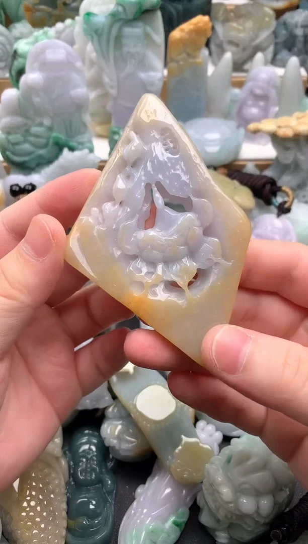 吊坠(不含链)未镶嵌翡翠1
