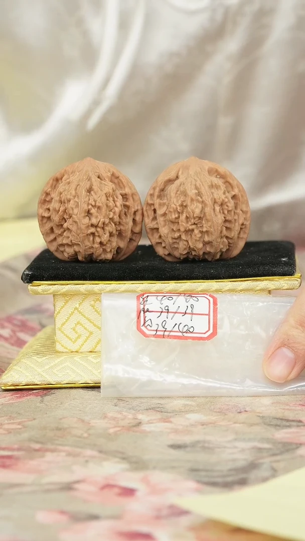 把件文玩核桃一代望月