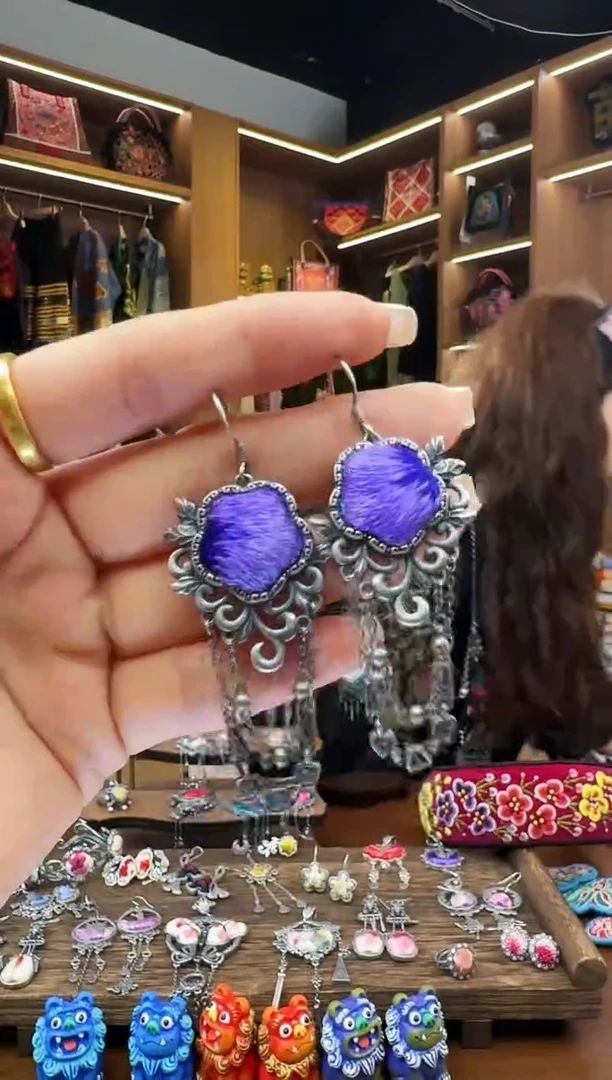 【闪购商品】织绣104黔东南苗族刺绣