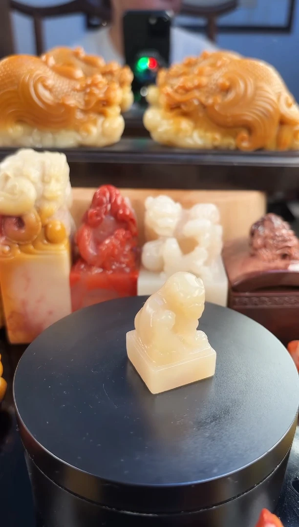 寿山石印石寿山石雕刻荔枝