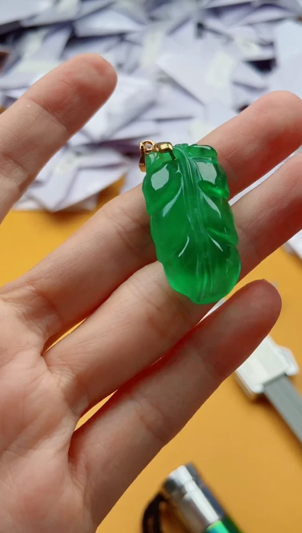 锦玺翡翠吊坠链接30000030