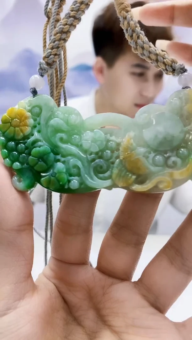 定制翡翠未镶嵌4868xx-毛货挂件72