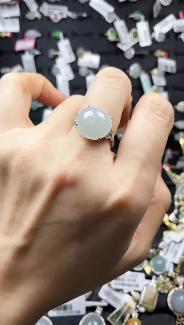 颈饰未镶嵌翡翠我