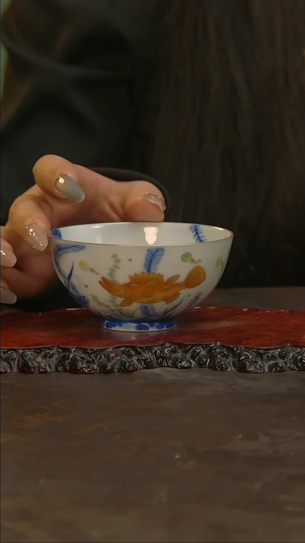 【闪购商品】青花手绘鱼藻主人杯