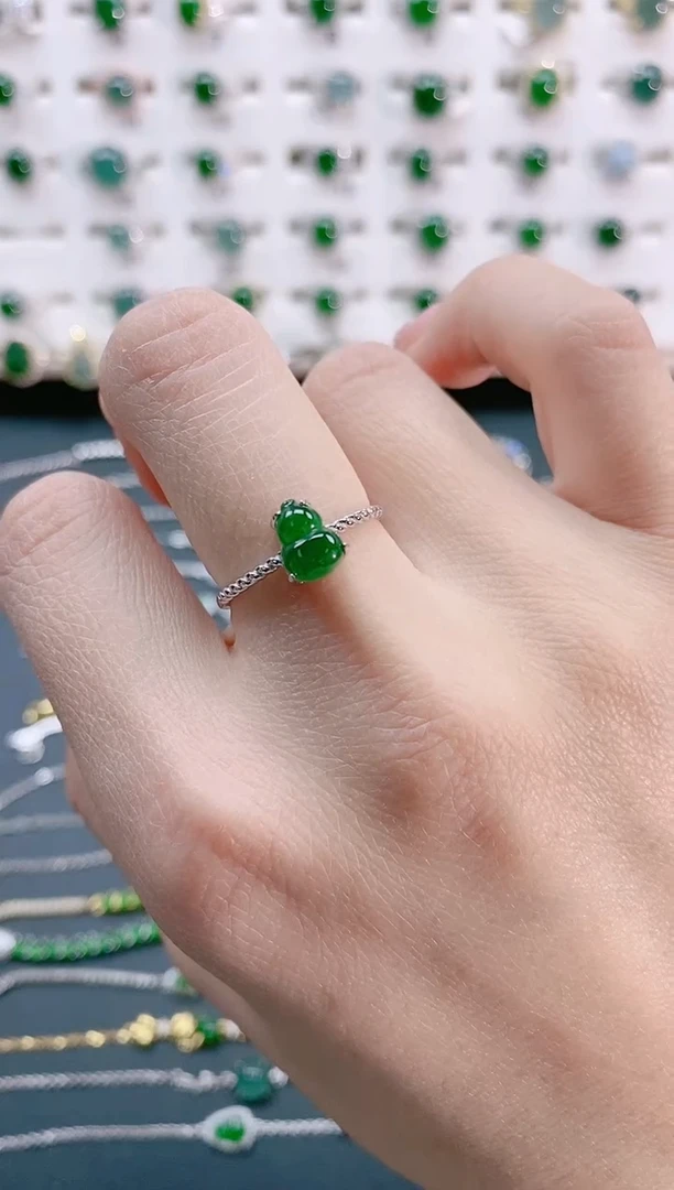 【闪购商品】翡翠戒指银S925镶嵌天然翡翠