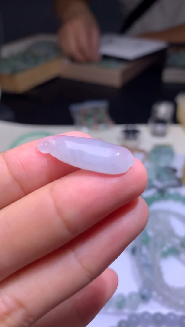 未镶嵌定制翡翠毛货