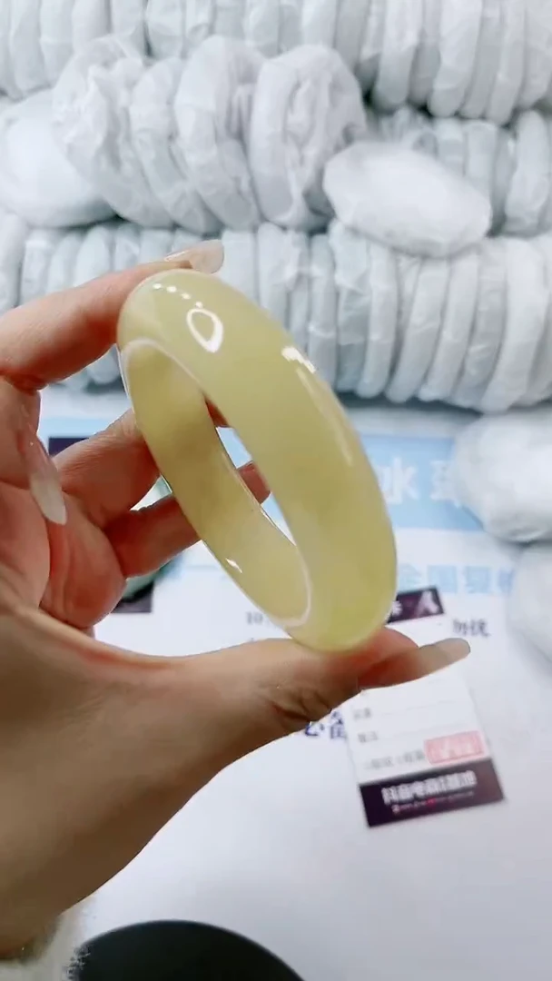 【闪购商品】石英质玉手镯未镶嵌0162778934-多样性发货