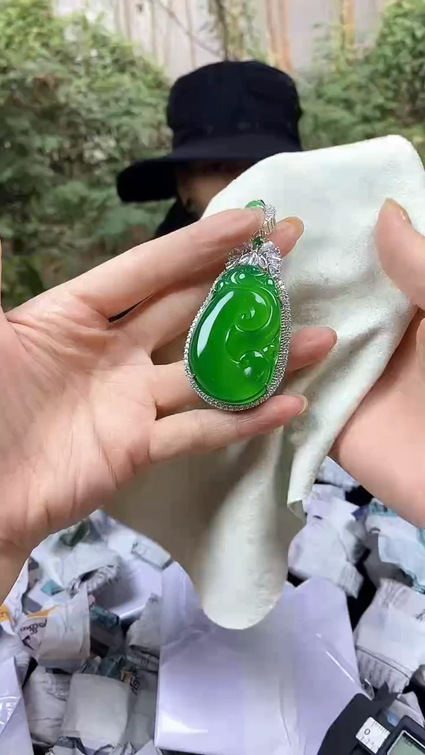 满色吊坠 所见即所得！！