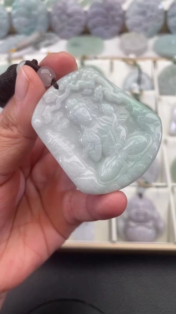 颈饰未镶嵌翡翠天然缅甸翡翠A货98