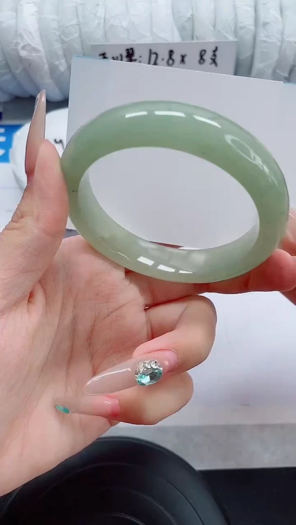 未镶嵌手镯石英质玉33-56/57