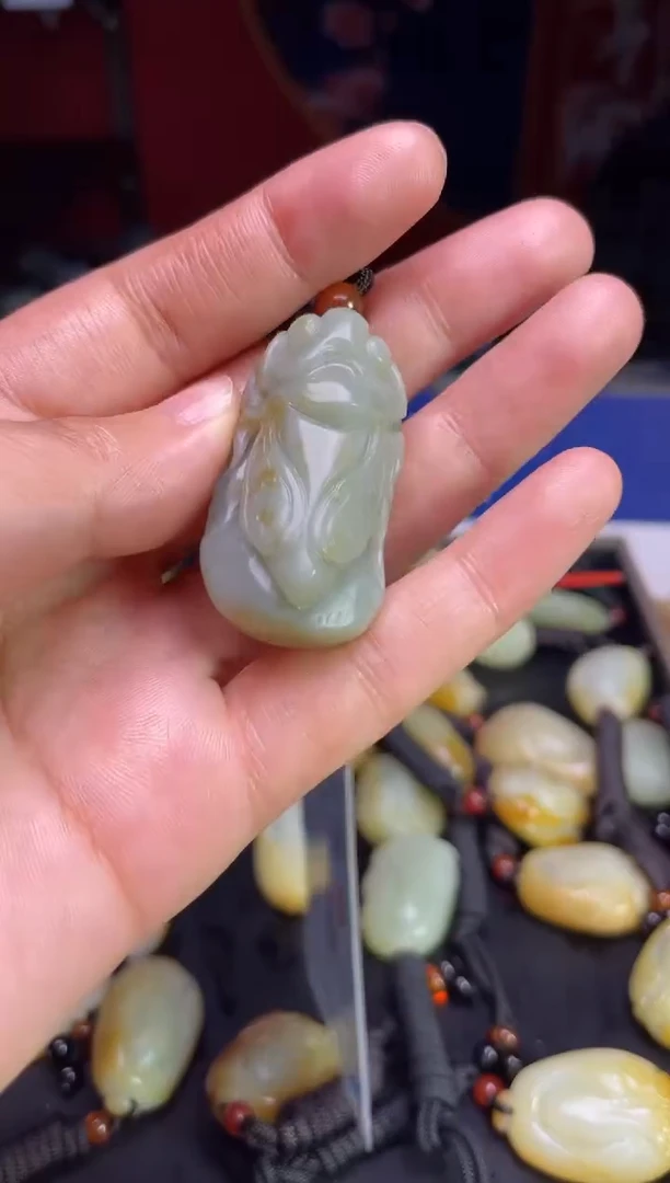 颈饰未镶嵌和田玉123