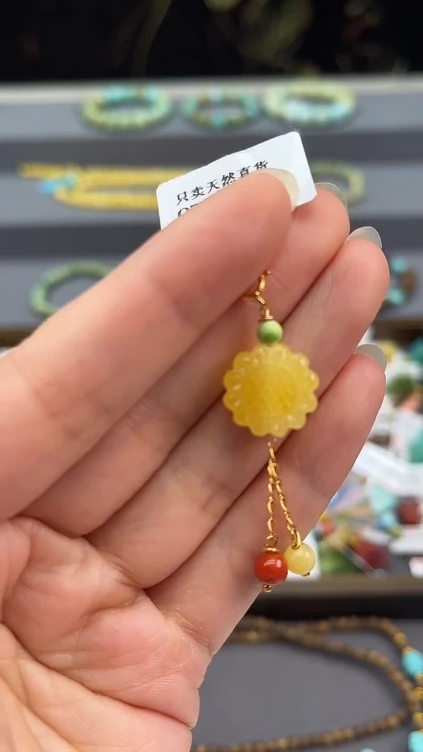 未镶嵌挂件南红玛瑙E181