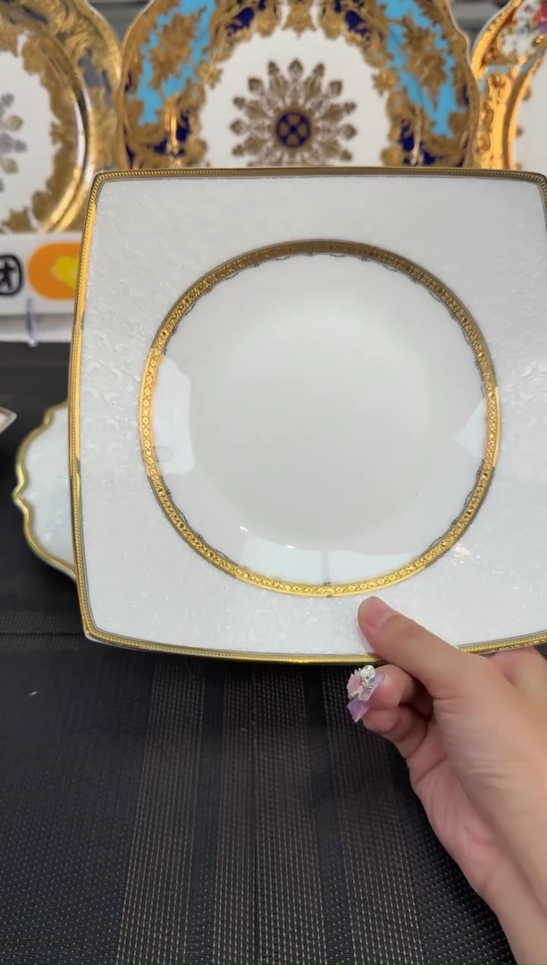 瓷片8英寸方深盘 正品