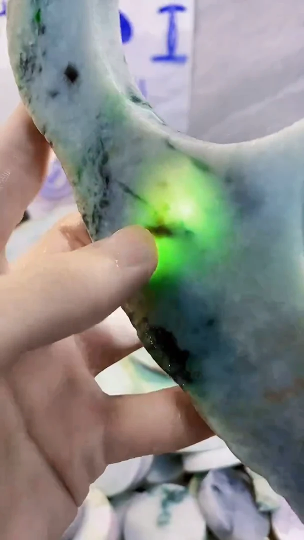 裸石翡翠纯天然翡翠A货87