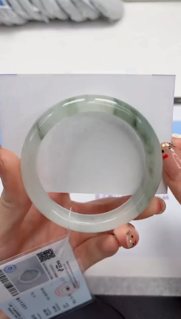 未镶嵌手镯石英质玉207-56.3