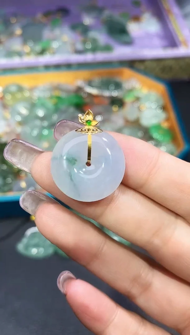 翡翠18K金镶嵌颈饰250524087