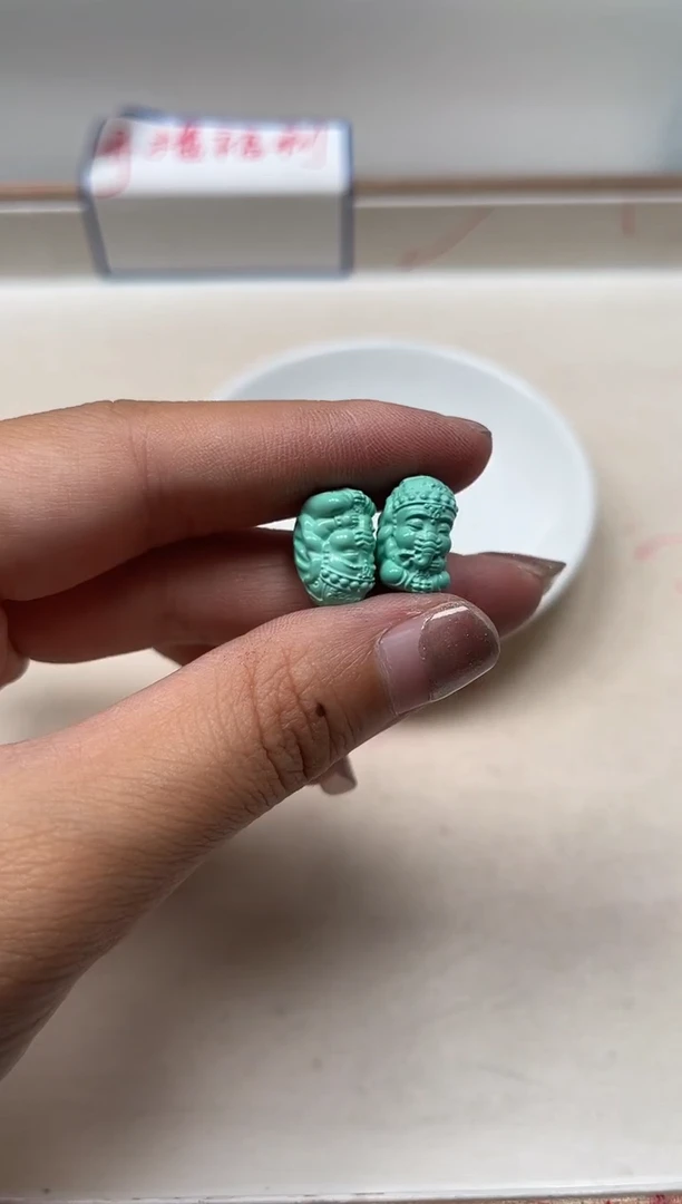 手饰玛瑙未镶嵌L219 绿淞 象 神1个35元