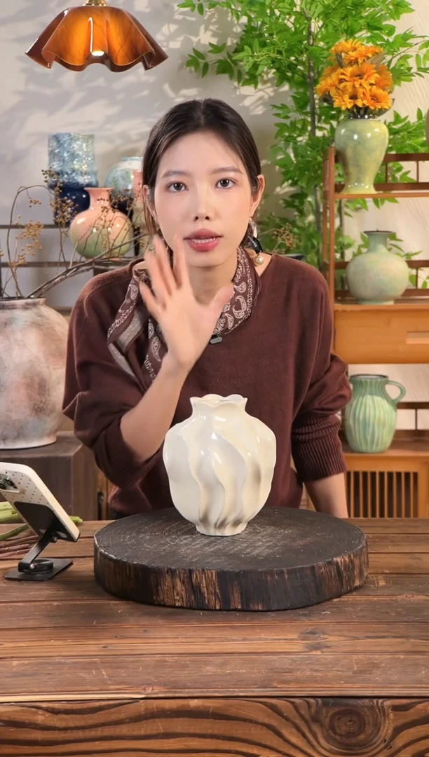 素色净版-丝瓜纹小号花瓶