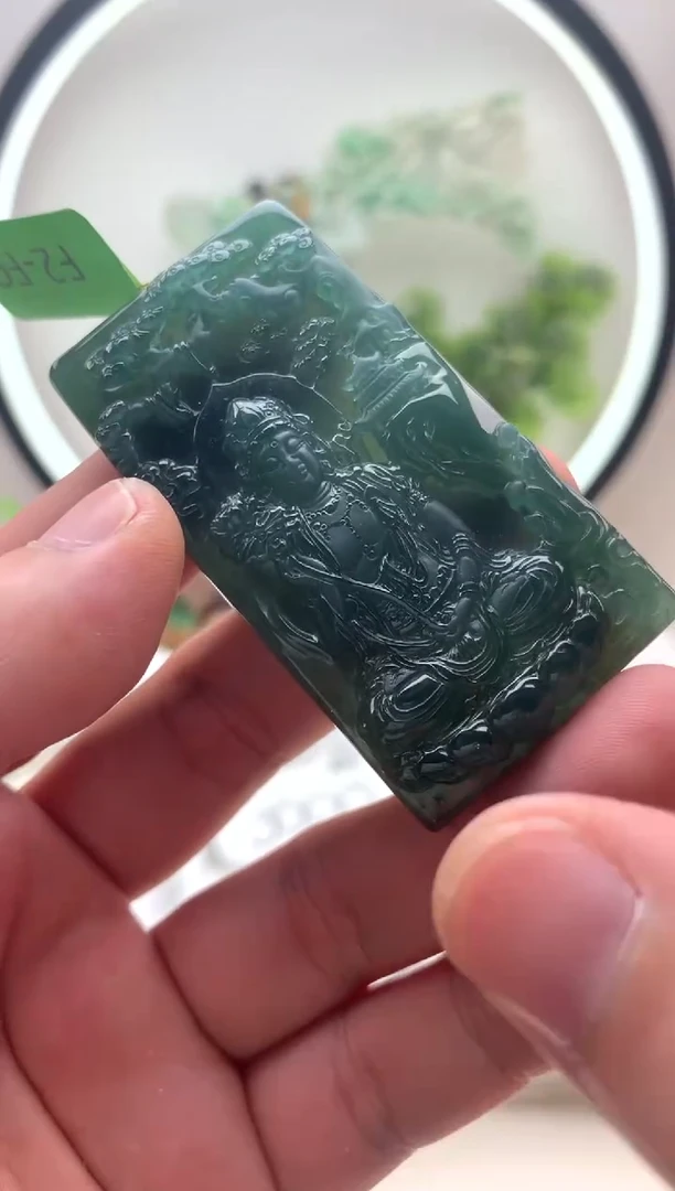 颈饰未镶嵌翡翠大势至