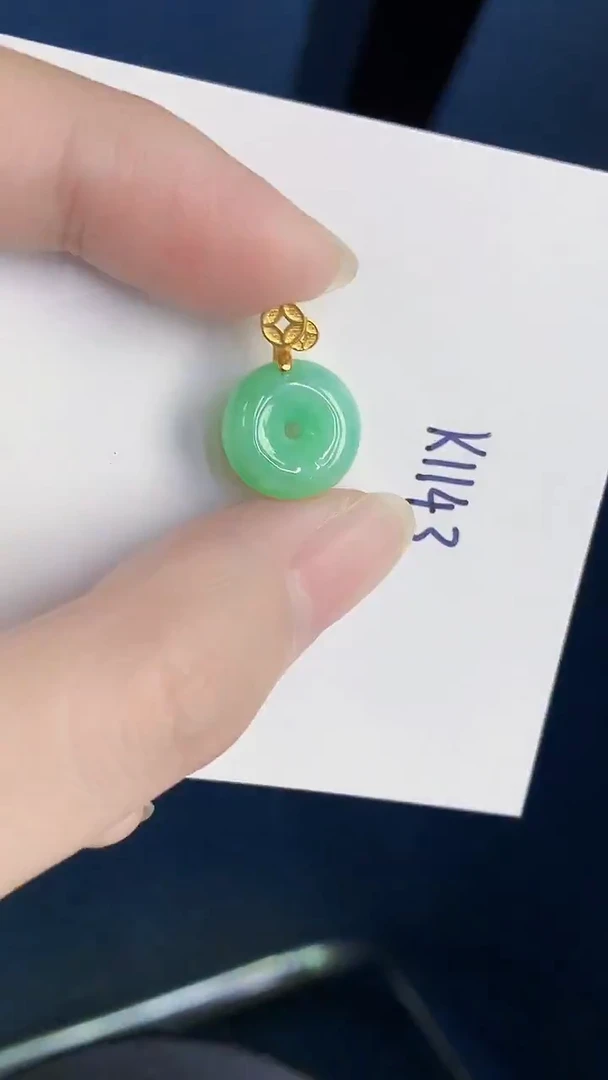 颈饰未镶嵌翡翠天然翡翠缅甸A货