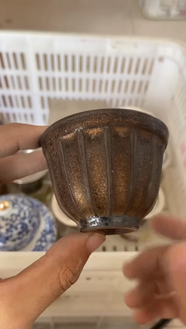 无运费险有瑕疵的摄影的产品有使用过的痕迹有点脏介意勿拍