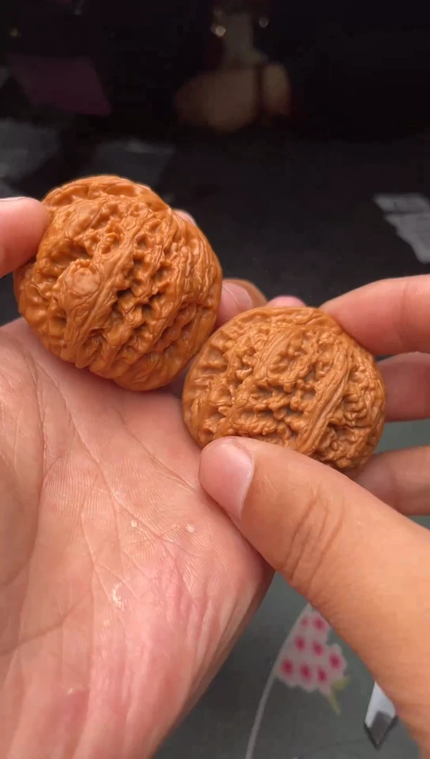 把件文玩核桃a416   粗筋  47尺