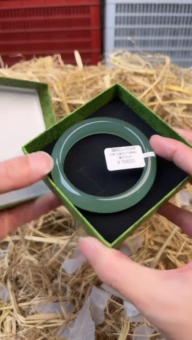 未镶嵌手镯石英质玉编号D-0308