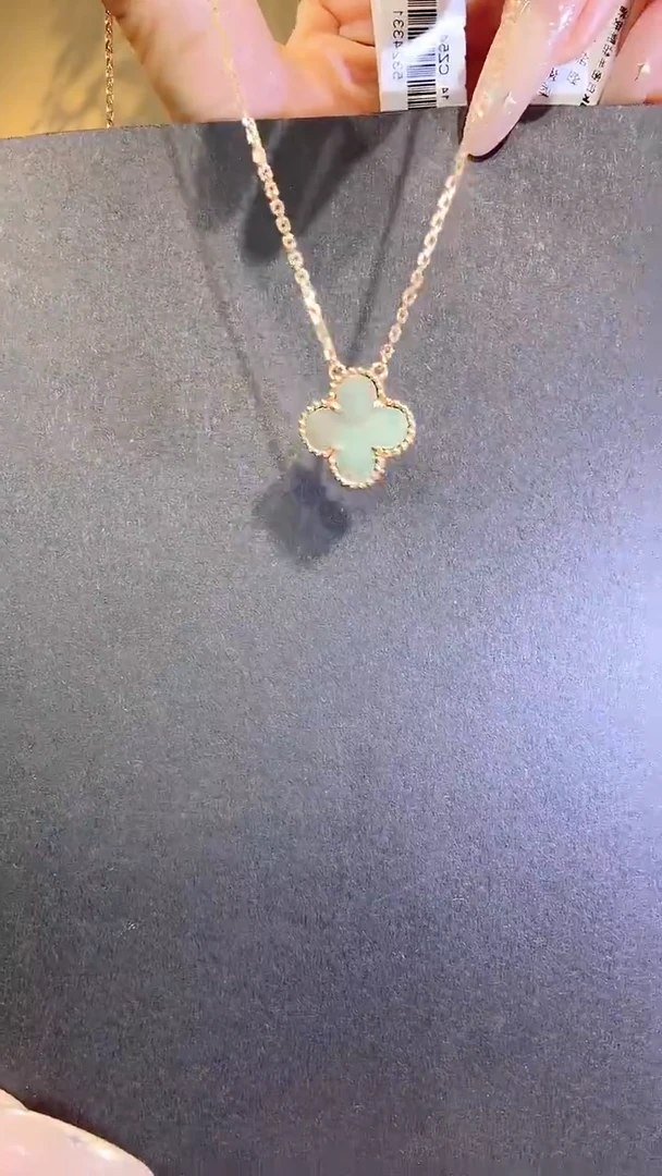 18K金镶嵌贝壳（贝母）项链灰单花项链