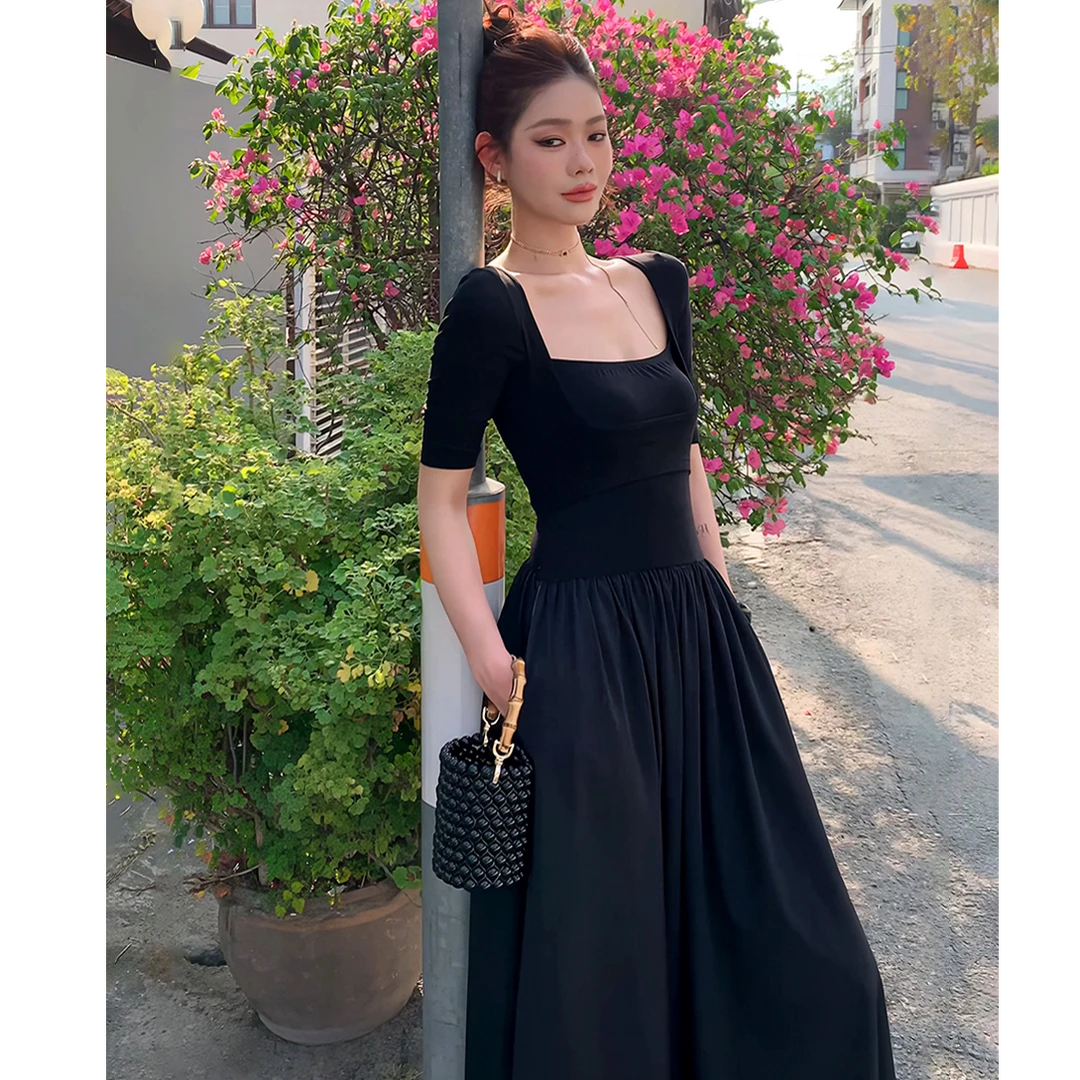 赫本黑色短袖连衣裙女夏款方领气质a字拼接