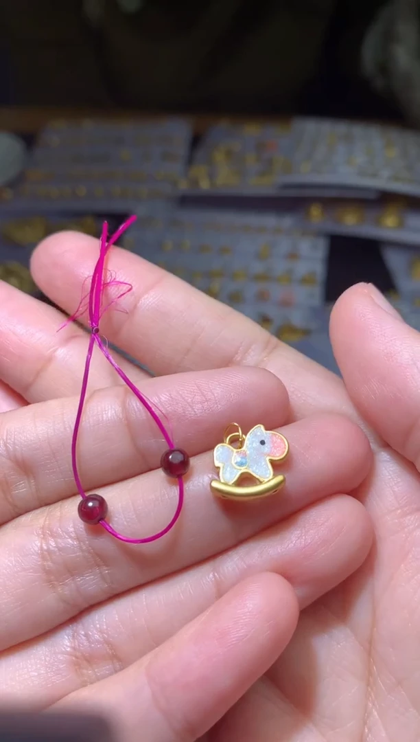 【闪购商品】石榴石成品足金镶嵌j净货