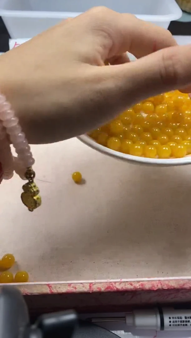 【闪购商品】蜜蜡颈饰未镶嵌w99蜜蜡鸡油黄8mm*10颗