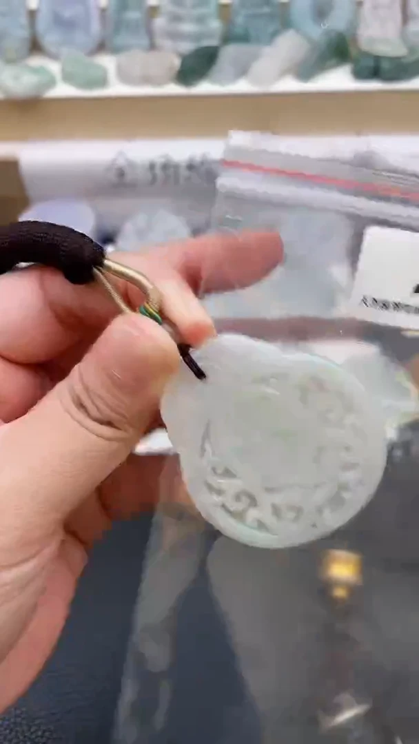 颈饰未镶嵌翡翠天然缅甸翡翠A货28