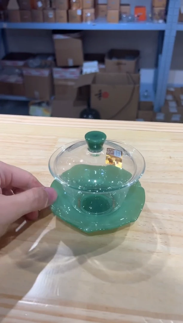 禾器-荷叶盖碗-翡翠玉