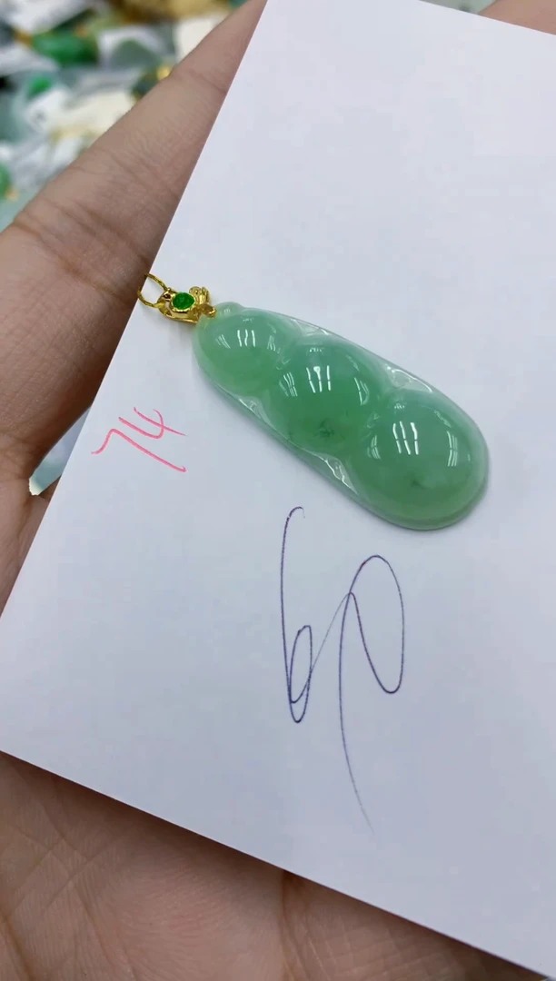 颈饰未镶嵌翡翠1111111111111