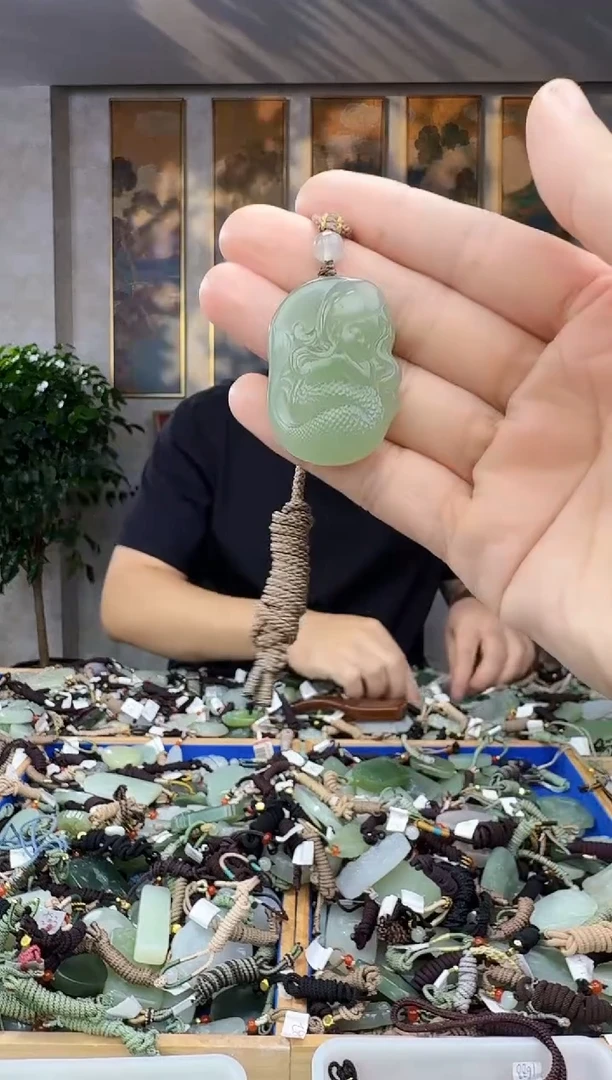 未镶嵌和田玉挂件拍一发一