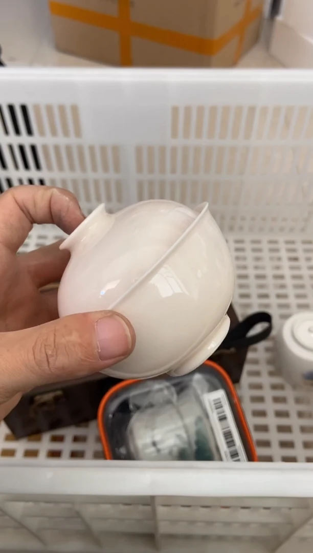 无运费险有瑕疵的摄影的产品有使用过的痕迹有点脏介意勿拍