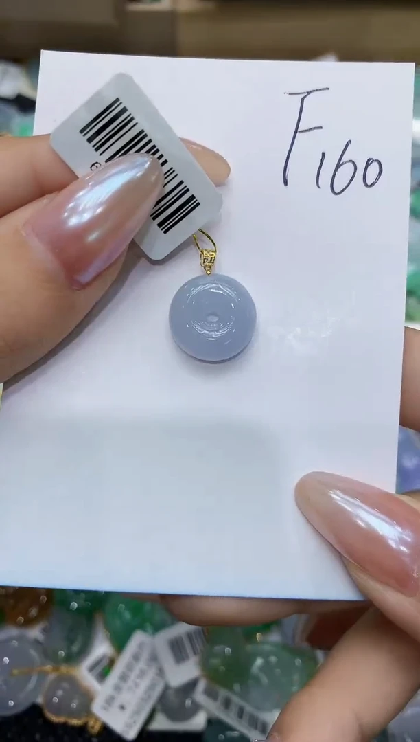 翡翠18K金镶嵌颈饰111111111111