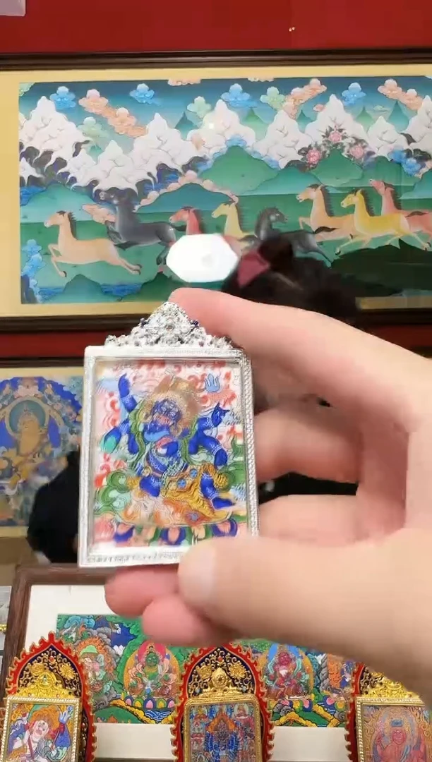 吊坠大黑-热贡纯手绘周毛
