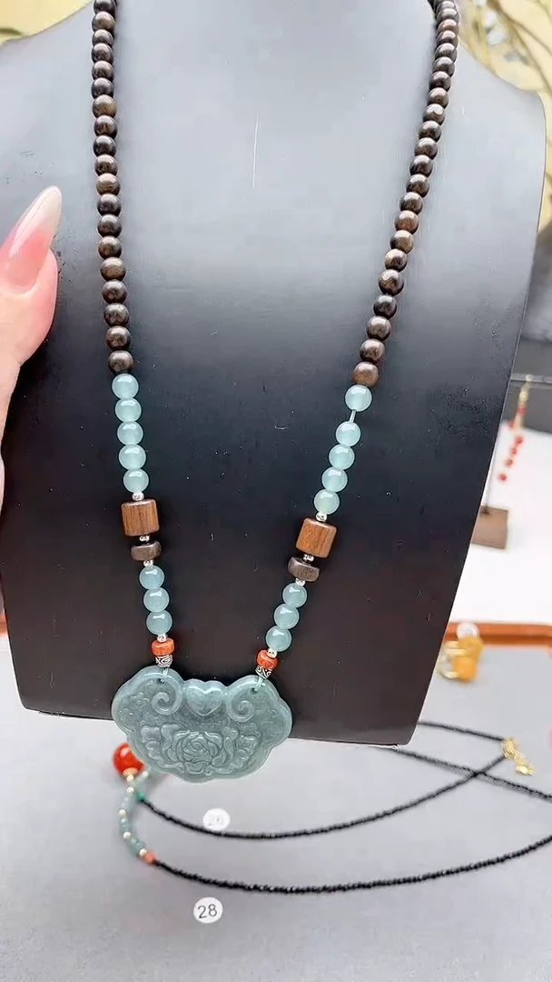 翡翠未镶嵌颈饰00翡翠如意项链