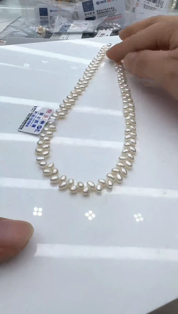 【闪购商品】淡水珍珠颈饰银S925镶嵌清货