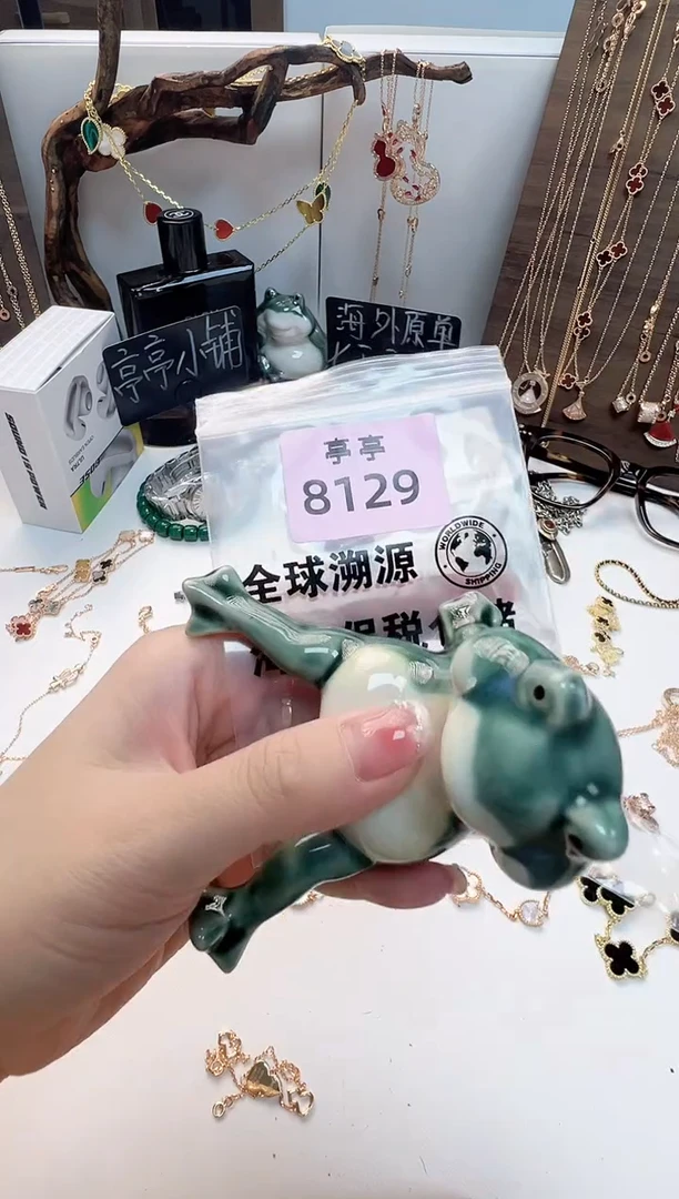 瓷片丁***?彧贤聚宝阁亭亭店