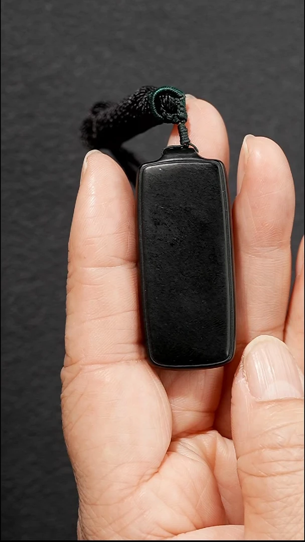 吊坠(不含链)未镶嵌和田玉战*二28克和田玉