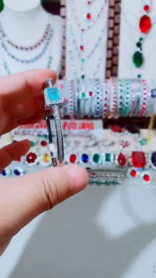 未镶嵌海蓝宝石手镯海蓝宝手镯302