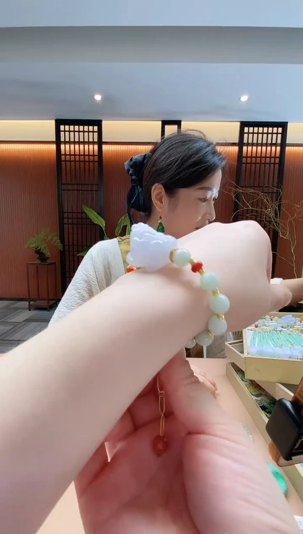 颈饰未镶嵌翡翠翡翠手串