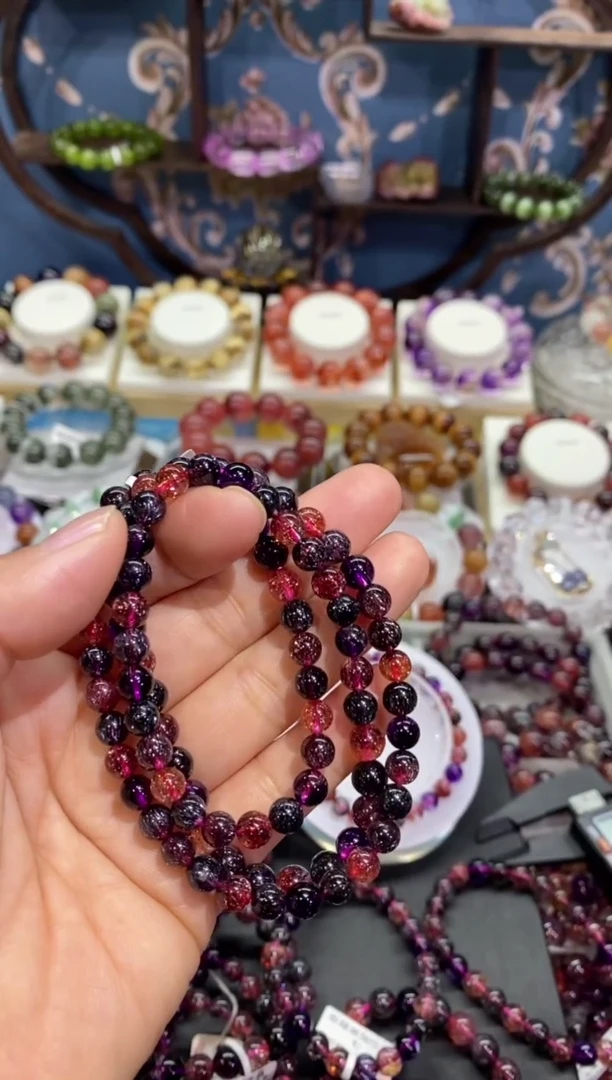 【闪购商品】水晶手串未镶嵌顶顶黑加仑超七多圈