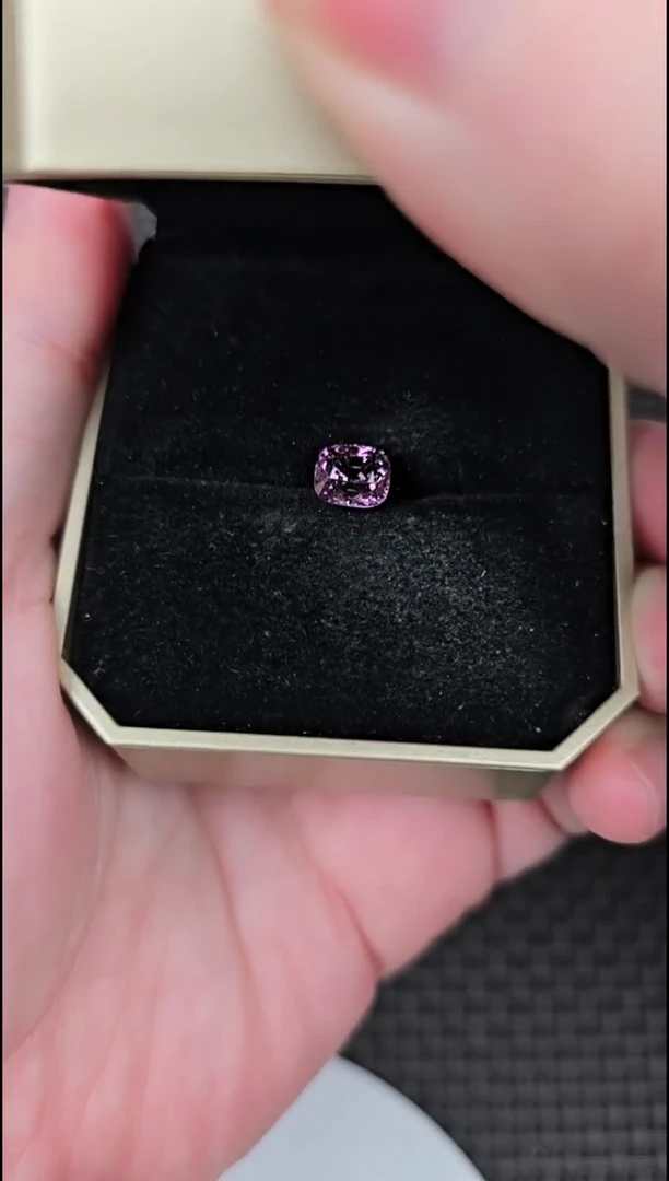 【闪购商品】尖晶石裸石未镶嵌2.5 -B012016